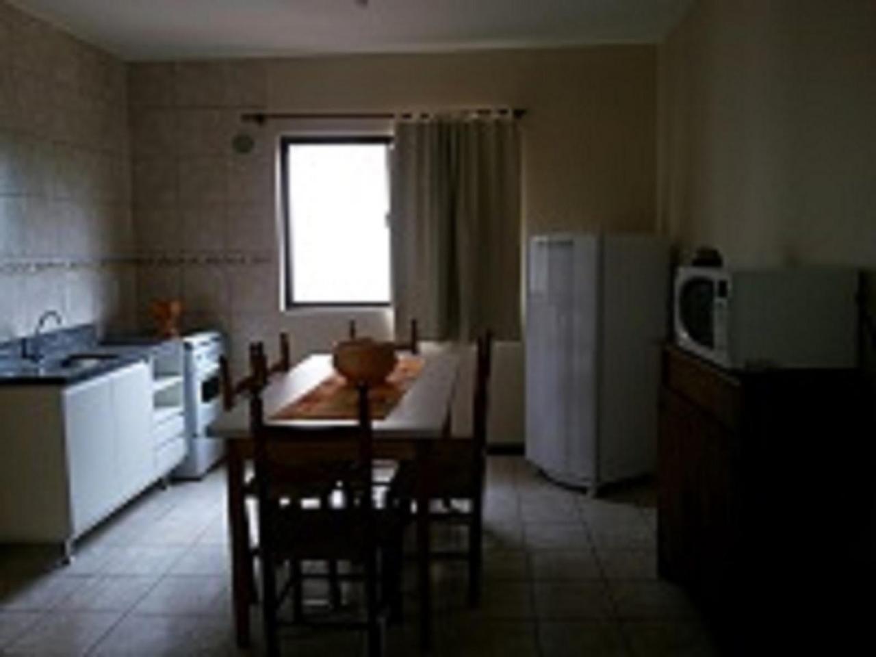 Residencial Com. Doria Apartment Бомбиняс Екстериор снимка