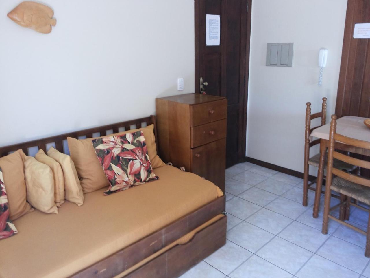 Residencial Com. Doria Apartment Бомбиняс Екстериор снимка