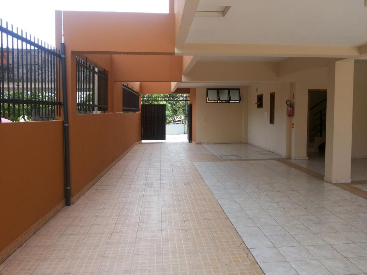 Residencial Com. Doria Apartment Бомбиняс Екстериор снимка