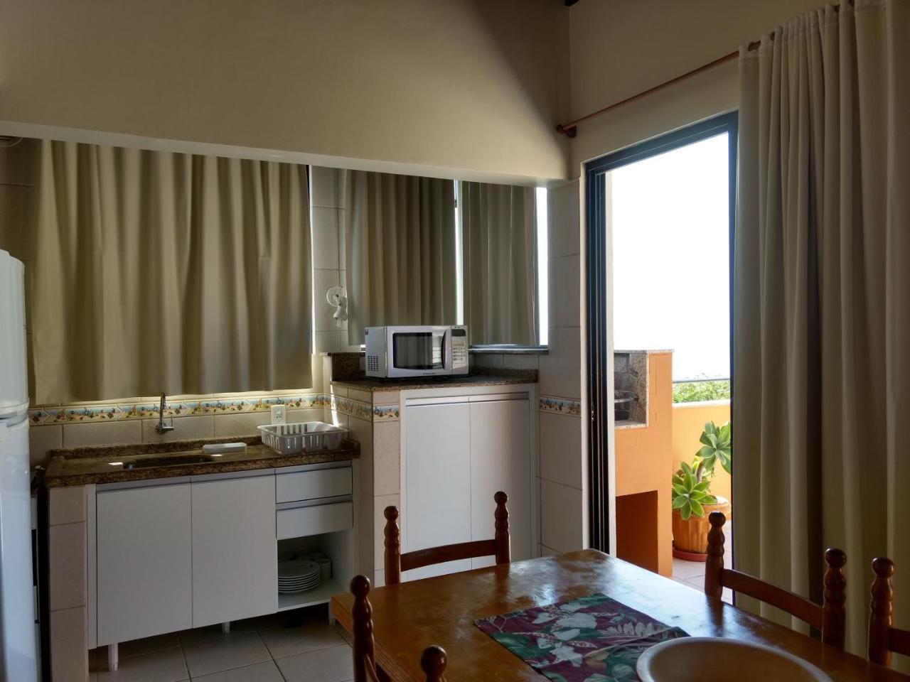 Residencial Com. Doria Apartment Бомбиняс Екстериор снимка