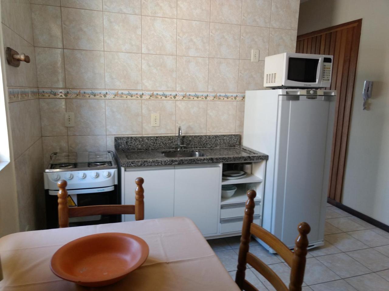 Residencial Com. Doria Apartment Бомбиняс Екстериор снимка